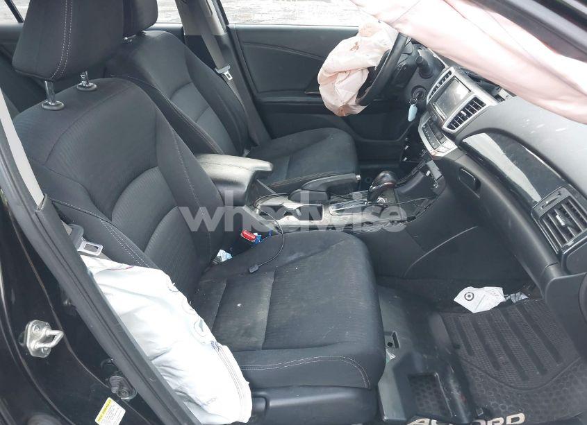 Photo 5 of 2015 Honda Accord SPORT (VIN 1HGCR2F53FA051725)