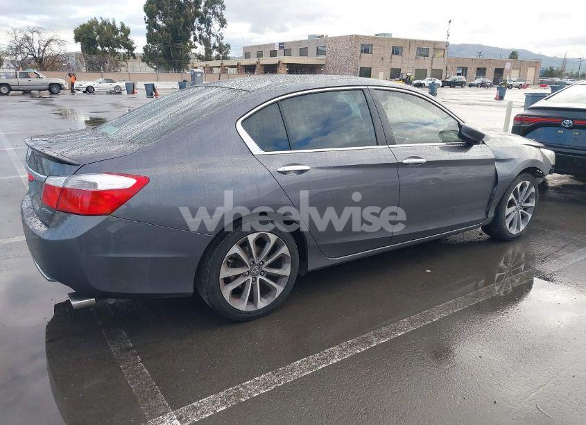 Photo 4 of 2015 Honda Accord SPORT (VIN 1HGCR2F53FA055063)