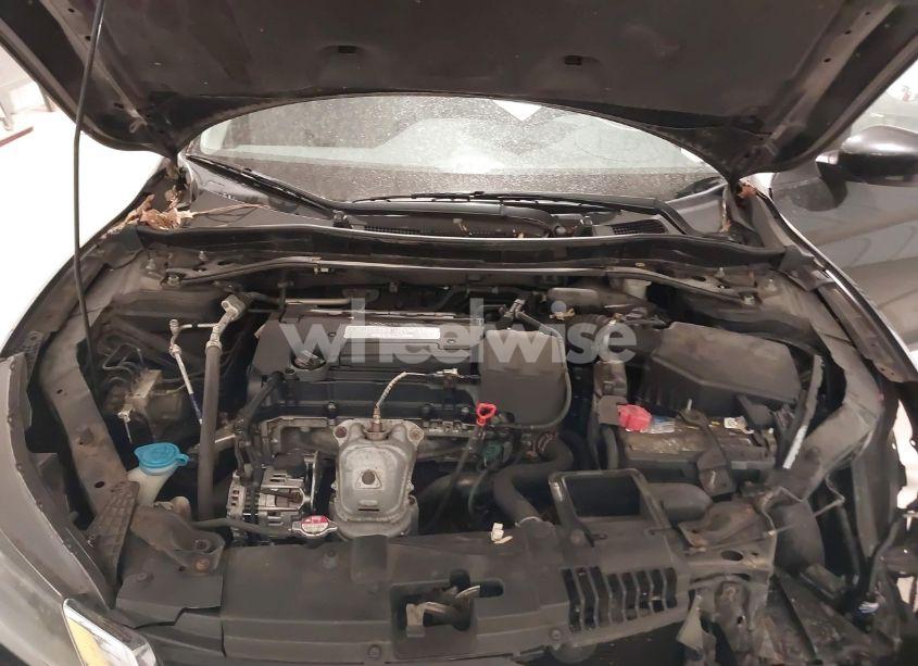 Photo 10 of 2015 Honda Accord SPORT (VIN 1HGCR2F53FA065592)