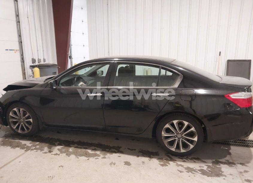 Photo 14 of 2015 Honda Accord SPORT (VIN 1HGCR2F53FA065592)