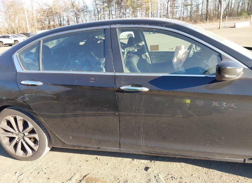 Photo 13 of 2015 Honda Accord SPORT (VIN 1HGCR2F53FA074308)