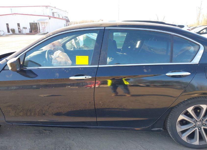 Photo 14 of 2015 Honda Accord SPORT (VIN 1HGCR2F53FA074308)