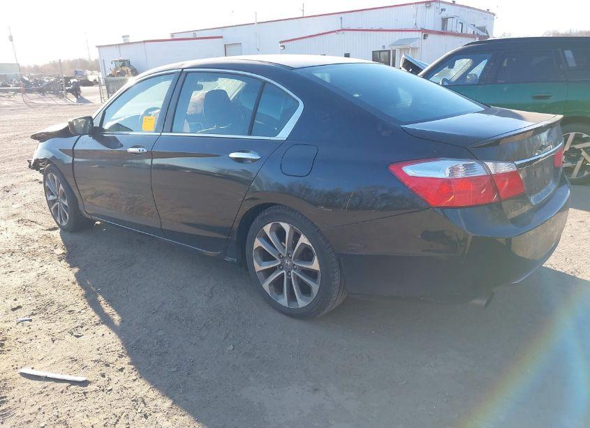 Photo 3 of 2015 Honda Accord SPORT (VIN 1HGCR2F53FA074308)