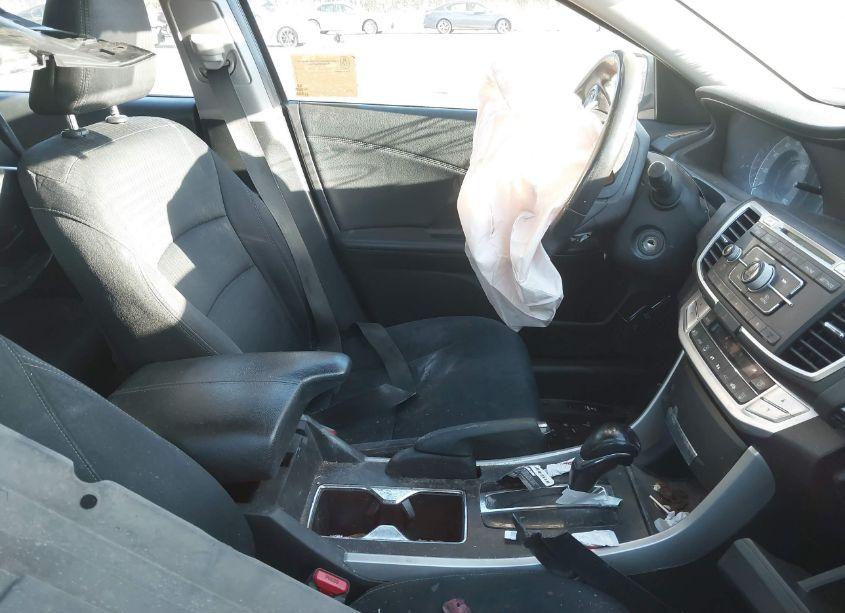 Photo 5 of 2015 Honda Accord SPORT (VIN 1HGCR2F53FA074308)