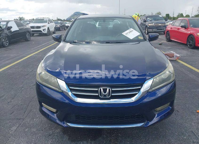 Photo 12 of 2015 Honda Accord SPORT (VIN 1HGCR2F53FA076186)