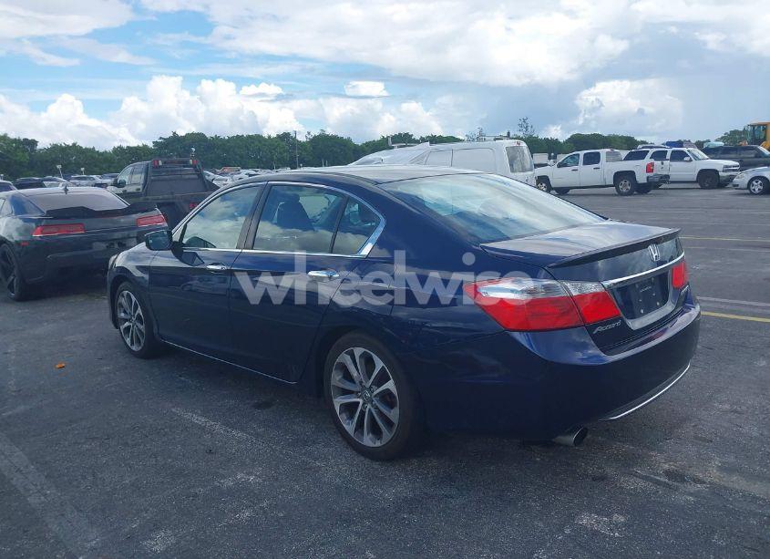 Photo 3 of 2015 Honda Accord SPORT (VIN 1HGCR2F53FA076186)