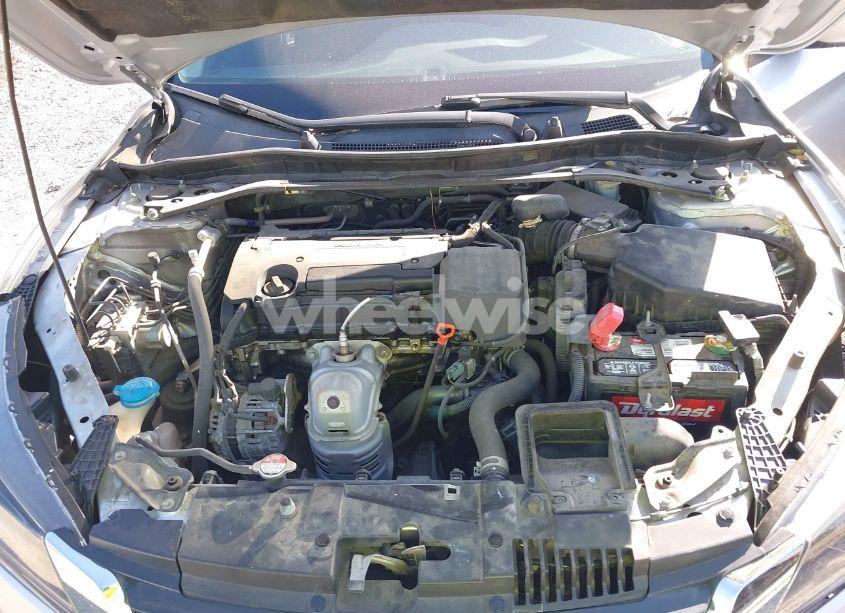 Photo 10 of 2015 Honda Accord SPORT (VIN 1HGCR2F53FA092548)