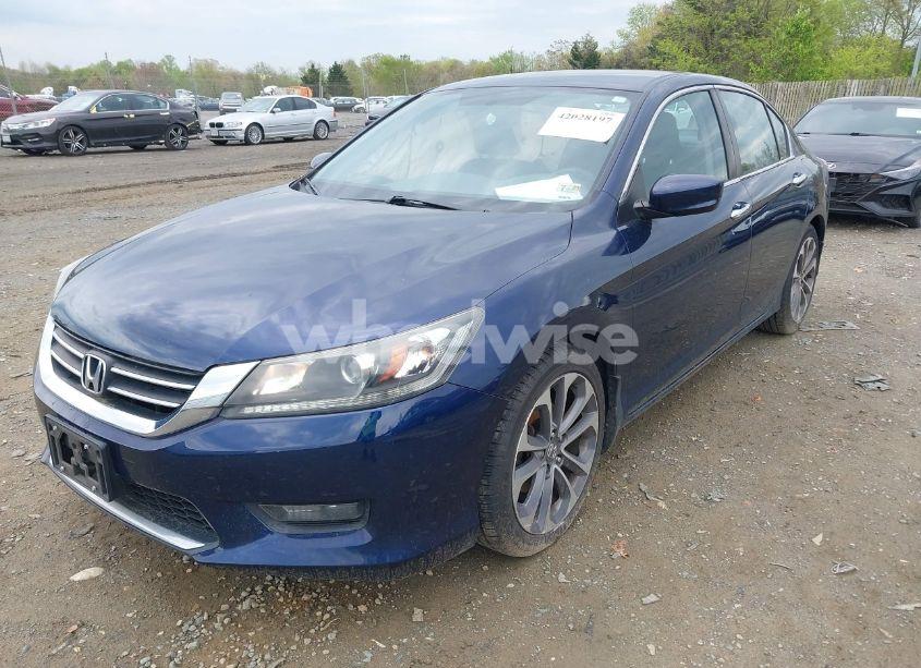 Photo 2 of 2015 Honda Accord SPORT (VIN 1HGCR2F53FA134281)