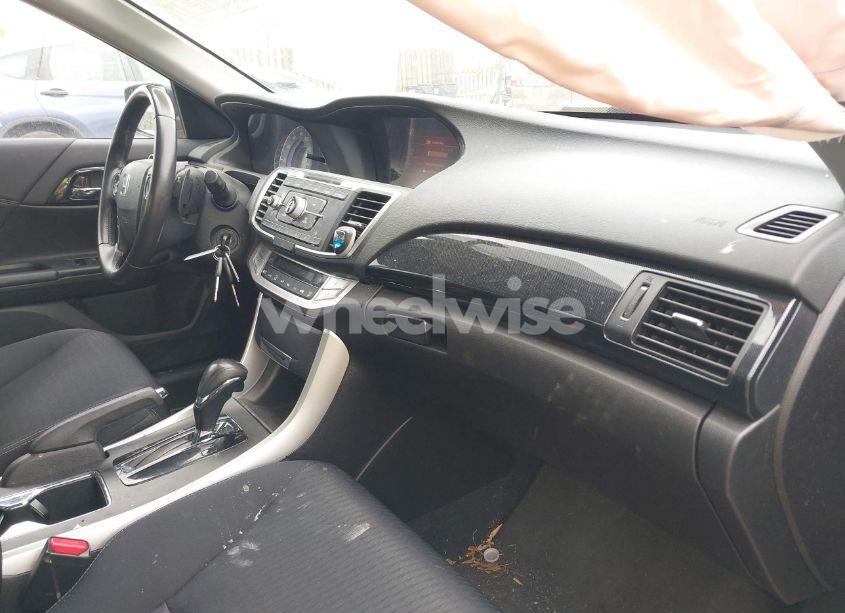 Photo 5 of 2015 Honda Accord SPORT (VIN 1HGCR2F53FA134281)