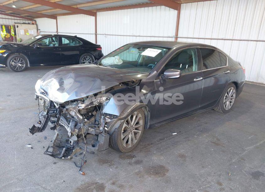 Photo 2 of 2015 Honda Accord SPORT (VIN 1HGCR2F53FA174490)