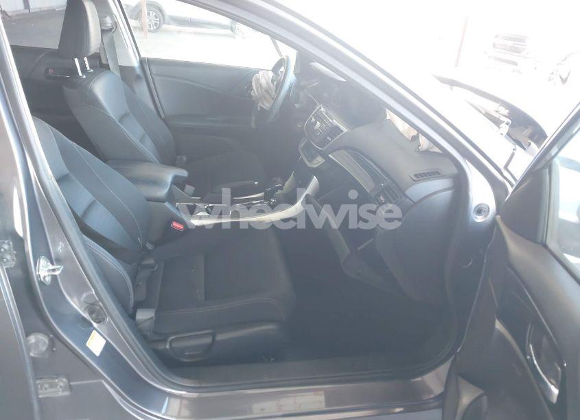 Photo 5 of 2015 Honda Accord SPORT (VIN 1HGCR2F53FA174490)