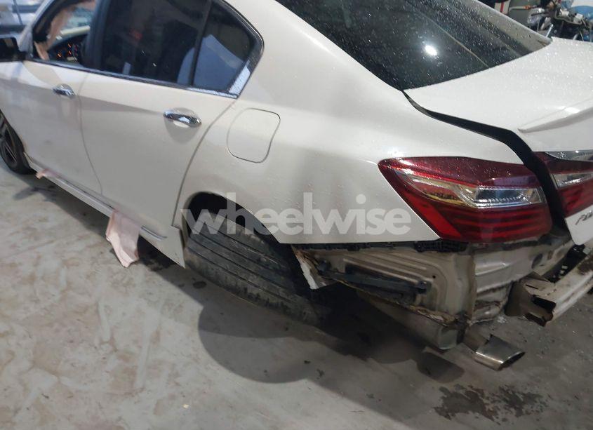 Photo 20 of 2016 Honda Accord SPORT (VIN 1HGCR2F53GA015616)