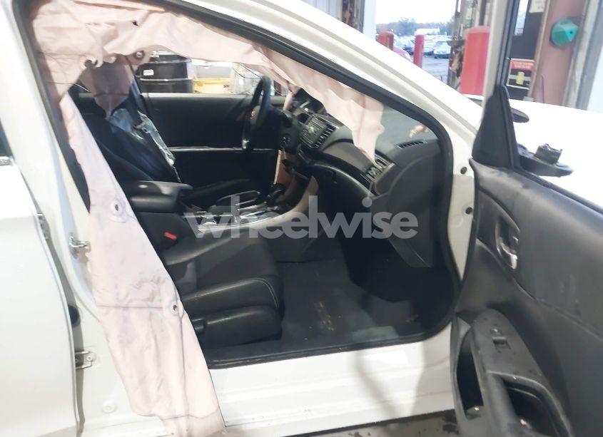 Photo 5 of 2016 Honda Accord SPORT (VIN 1HGCR2F53GA015616)