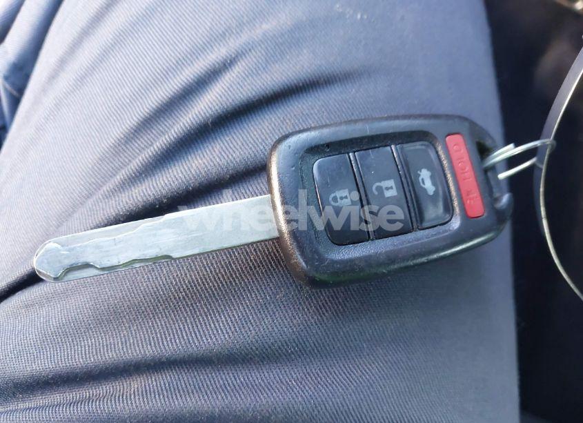 Photo 11 of 2016 Honda Accord SPORT (VIN 1HGCR2F53GA038927)