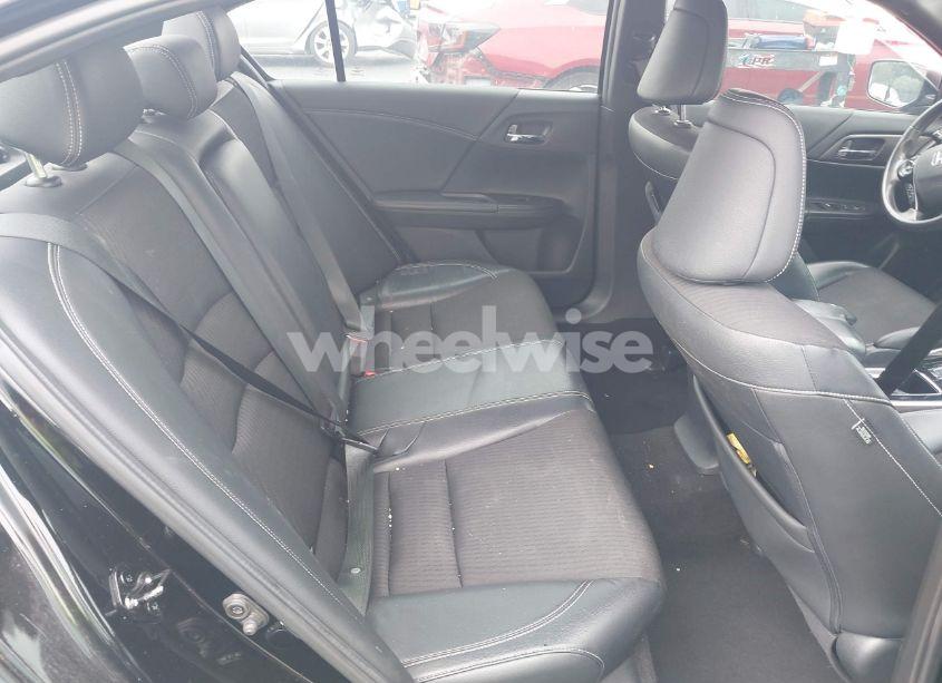 Photo 8 of 2016 Honda Accord SPORT (VIN 1HGCR2F53GA102786)