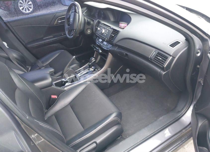 Photo 5 of 2016 Honda Accord SPORT (VIN 1HGCR2F53GA160851)