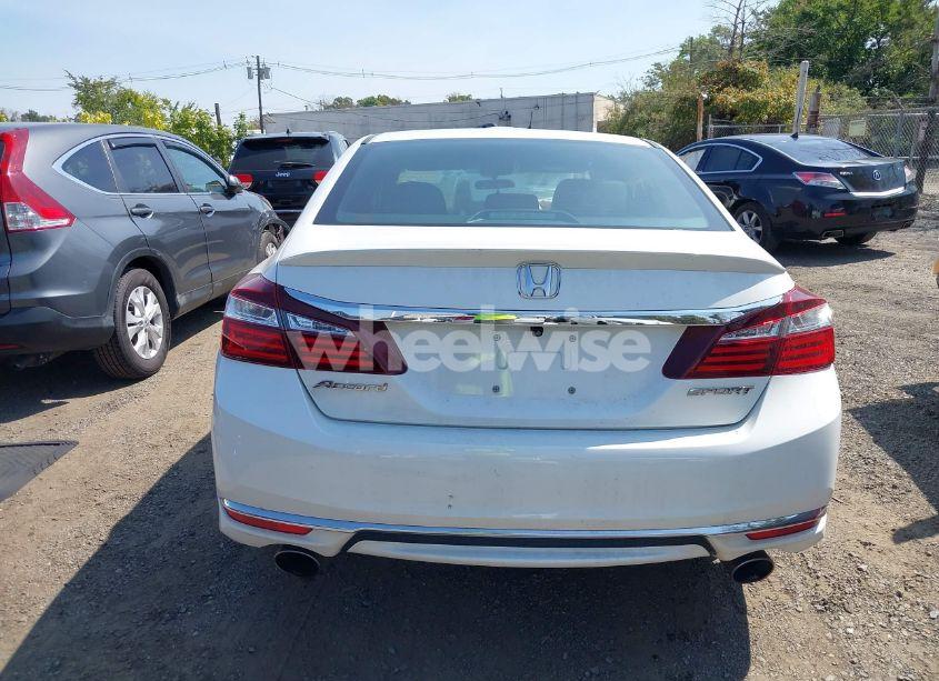Photo 16 of 2016 Honda Accord SPORT (VIN 1HGCR2F53GA163135)