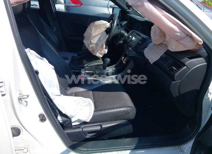 Photo 5 of 2016 Honda Accord SPORT (VIN 1HGCR2F53GA163135)