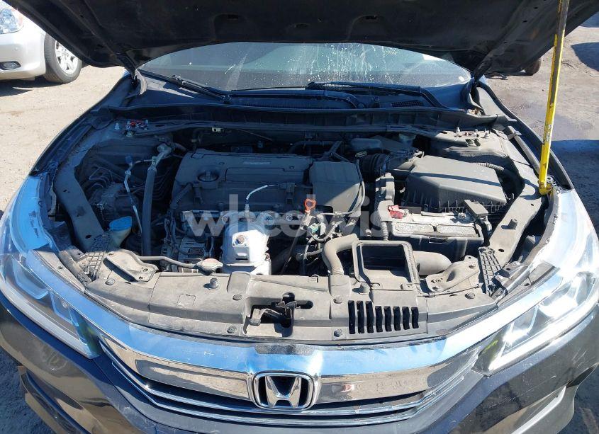 Photo 10 of 2016 Honda Accord SPORT (VIN 1HGCR2F53GA188942)
