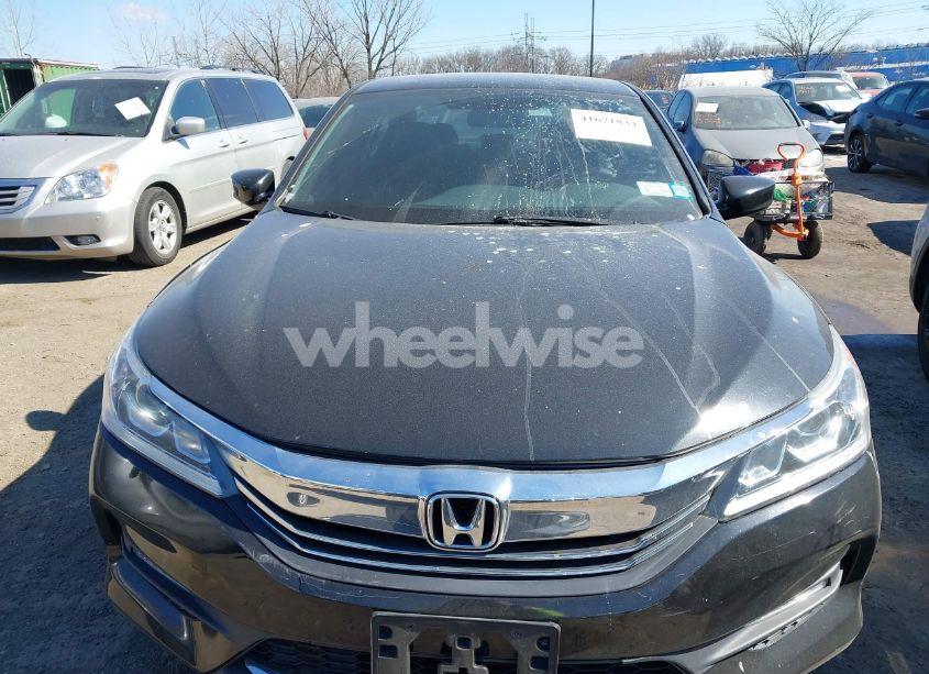 Photo 12 of 2016 Honda Accord SPORT (VIN 1HGCR2F53GA188942)