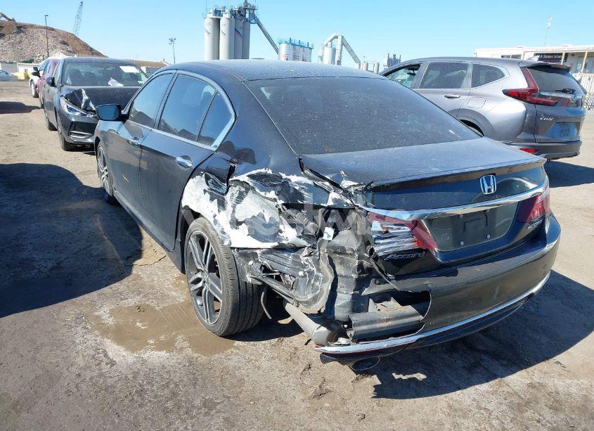 Photo 3 of 2016 Honda Accord SPORT (VIN 1HGCR2F53GA188942)