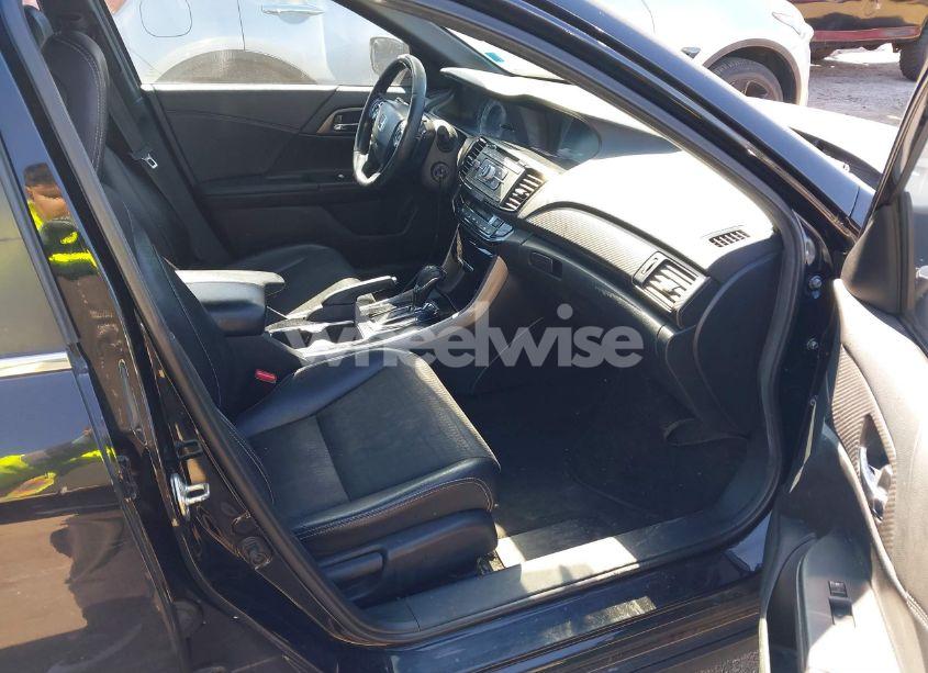 Photo 5 of 2016 Honda Accord SPORT (VIN 1HGCR2F53GA188942)