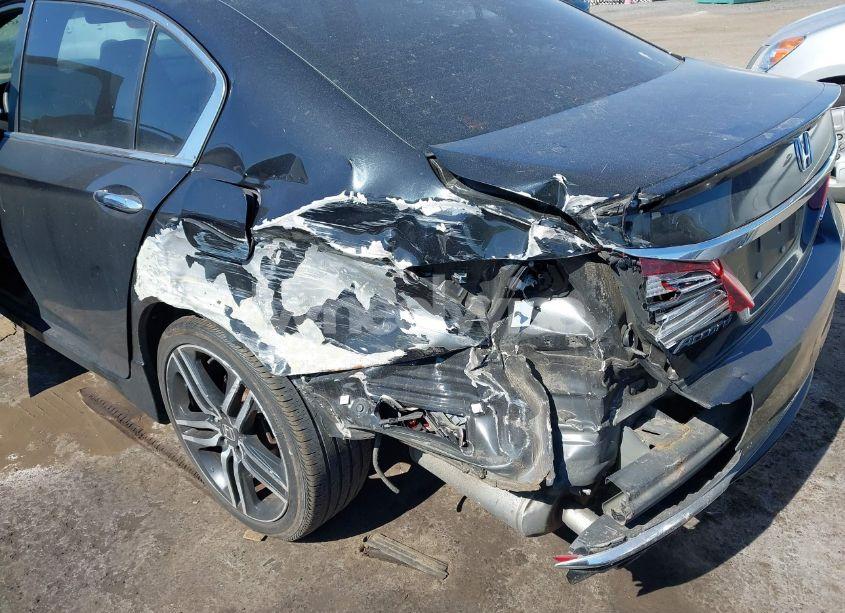 Photo 6 of 2016 Honda Accord SPORT (VIN 1HGCR2F53GA188942)