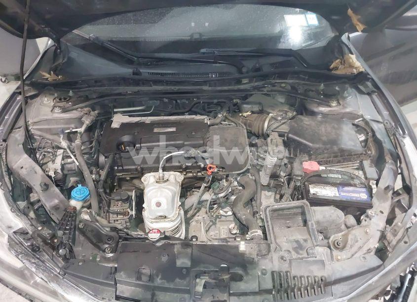 Photo 10 of 2016 Honda Accord SPORT (VIN 1HGCR2F53GA240313)