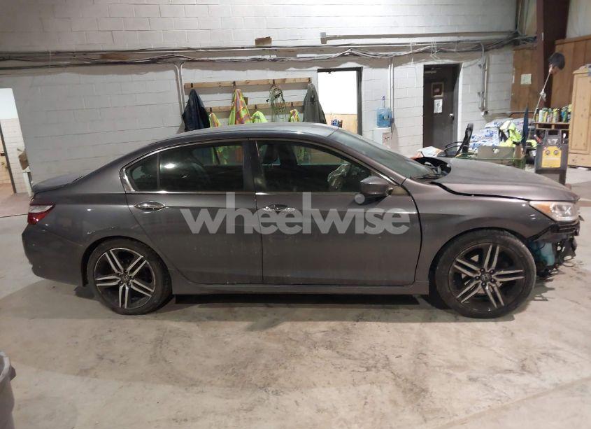 Photo 14 of 2016 Honda Accord SPORT (VIN 1HGCR2F53GA240313)