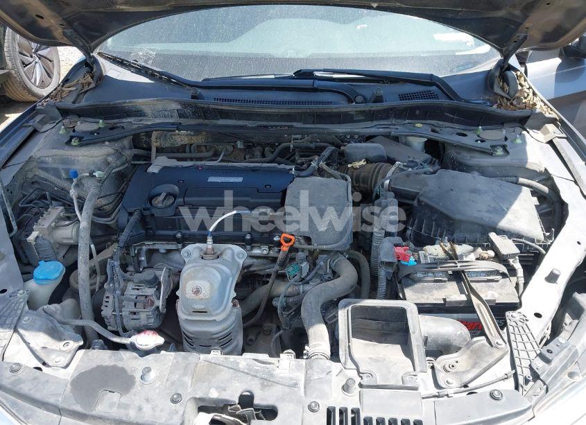 Photo 10 of 2017 Honda Accord SPORT (VIN 1HGCR2F53HA042848)