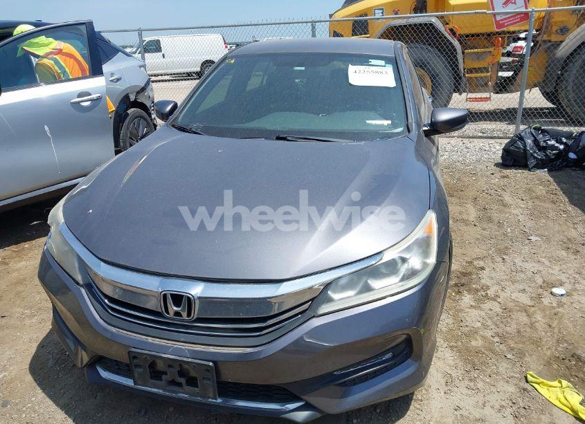 Photo 12 of 2017 Honda Accord SPORT (VIN 1HGCR2F53HA042848)