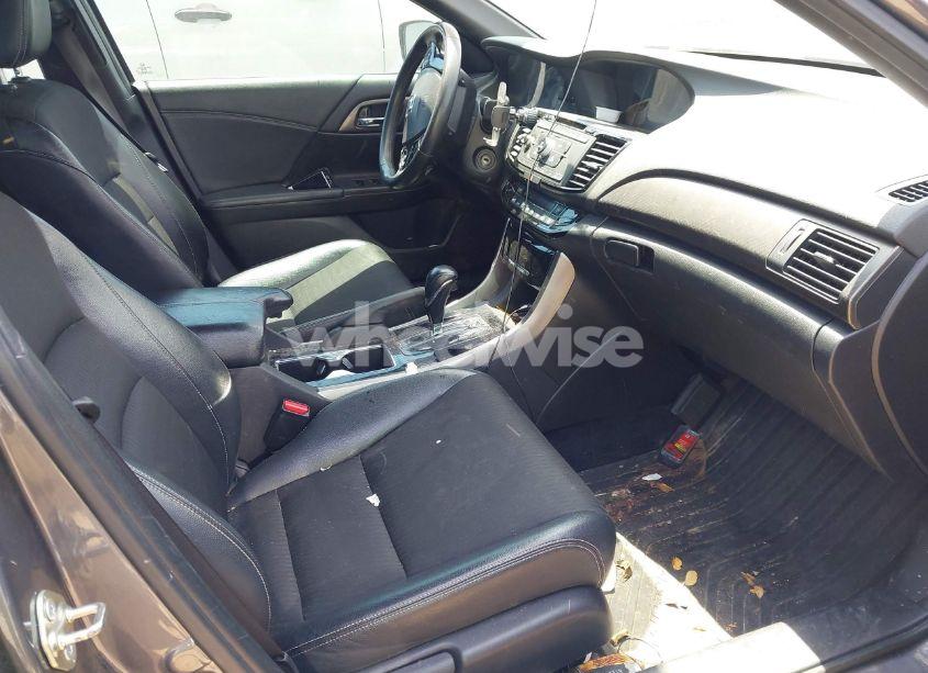 Photo 5 of 2017 Honda Accord SPORT (VIN 1HGCR2F53HA042848)