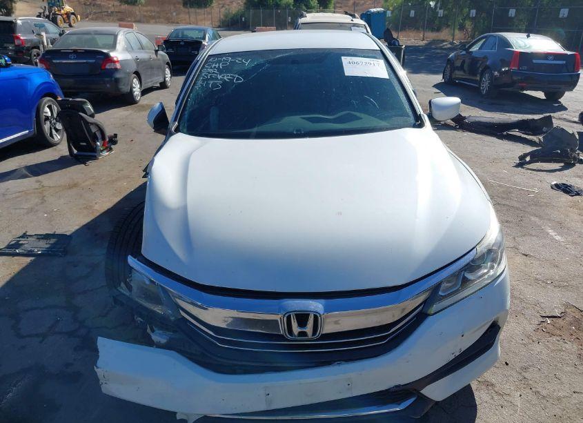 Photo 11 of 2017 Honda Accord SPORT (VIN 1HGCR2F53HA053493)