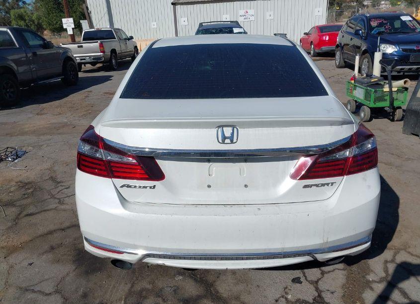 Photo 15 of 2017 Honda Accord SPORT (VIN 1HGCR2F53HA053493)
