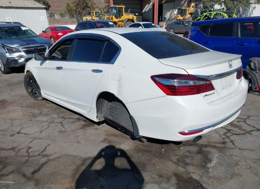 Photo 3 of 2017 Honda Accord SPORT (VIN 1HGCR2F53HA053493)