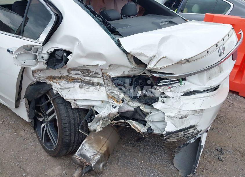 Photo 6 of 2017 Honda Accord SPORT (VIN 1HGCR2F53HA092410)