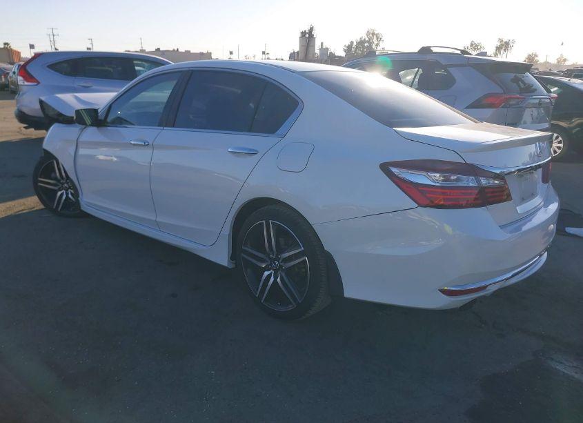 Photo 3 of 2017 Honda Accord SPORT (VIN 1HGCR2F53HA118827)