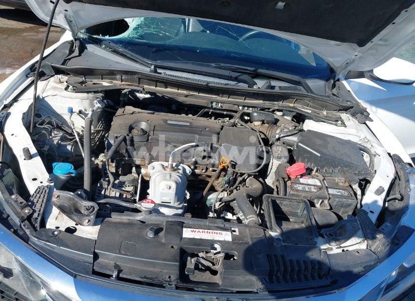 Photo 10 of 2017 Honda Accord SPORT (VIN 1HGCR2F53HA124014)