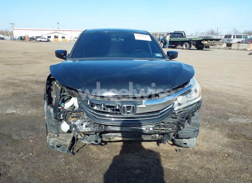 Photo 12 of 2017 Honda Accord SPORT (VIN 1HGCR2F53HA161838)