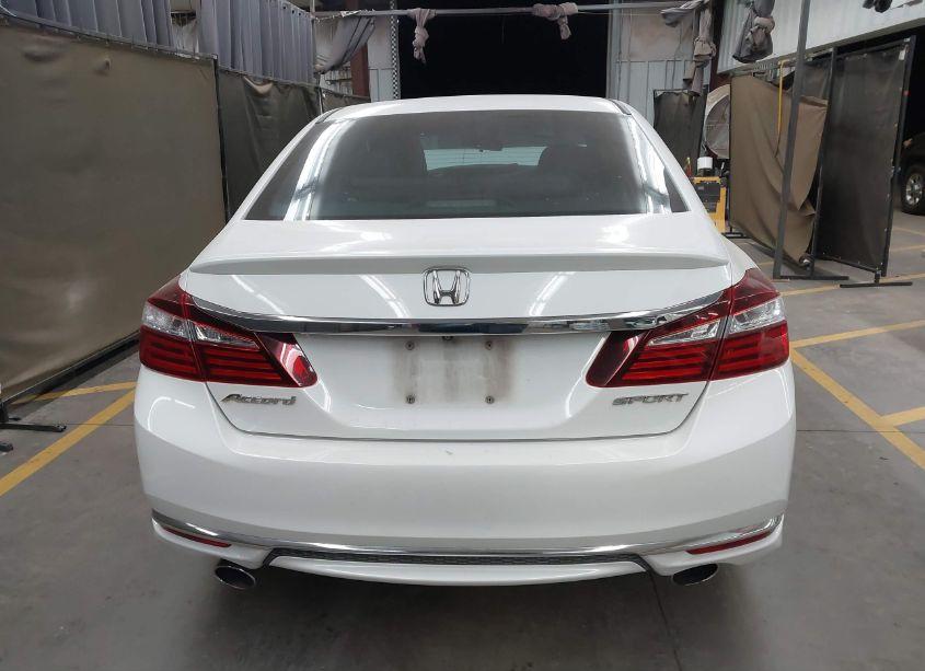Photo 17 of 2017 Honda Accord SPORT (VIN 1HGCR2F53HA198890)