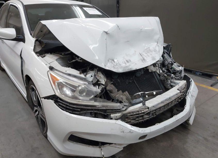 Photo 6 of 2017 Honda Accord SPORT (VIN 1HGCR2F53HA198890)