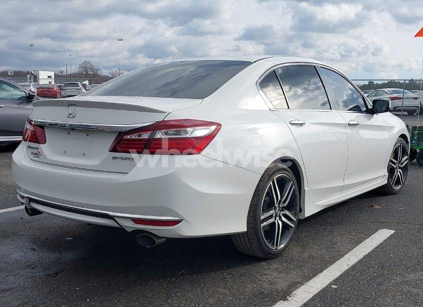 Photo 4 of 2017 Honda Accord SPORT (VIN 1HGCR2F53HA220659)