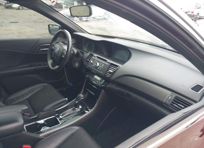 Photo 5 of 2017 Honda Accord SPORT (VIN 1HGCR2F53HA280019)