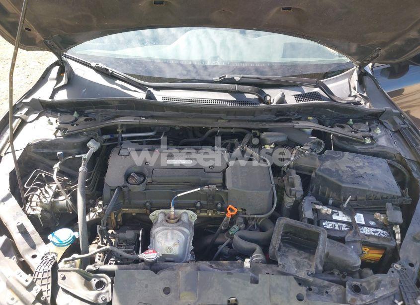 Photo 10 of 2017 Honda Accord SPORT (VIN 1HGCR2F53HA290775)