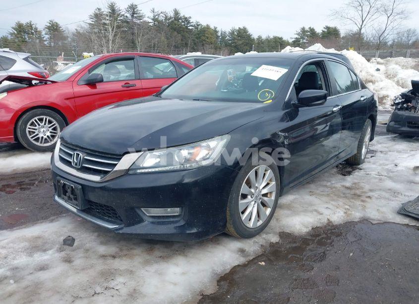 Photo 2 of 2013 Honda Accord SPORT (VIN 1HGCR2F54DA063489)