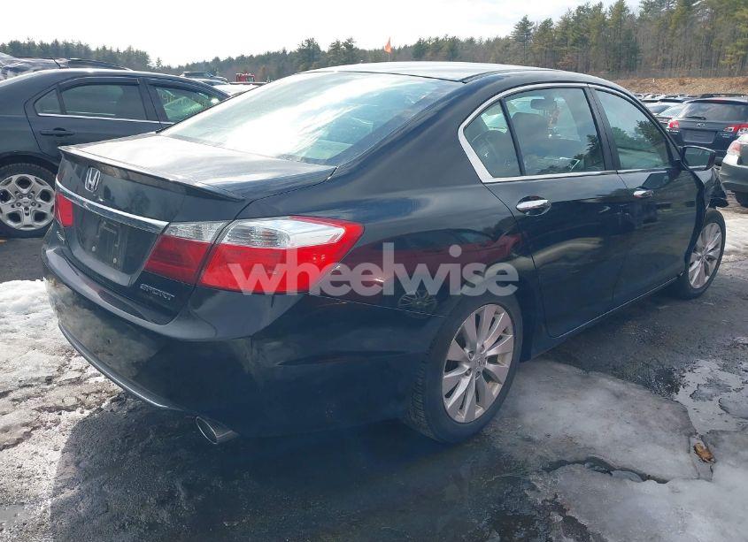 Photo 4 of 2013 Honda Accord SPORT (VIN 1HGCR2F54DA063489)