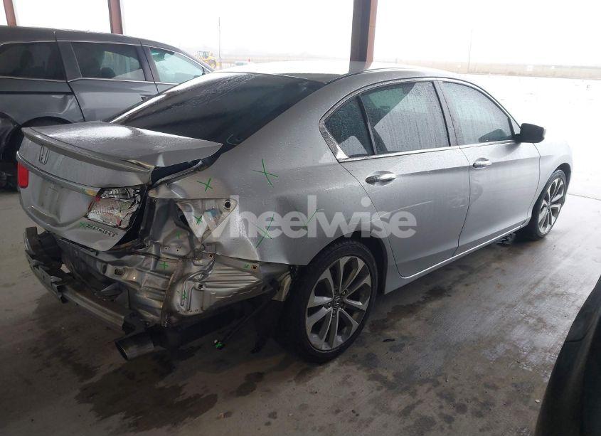 Photo 4 of 2013 Honda Accord SPORT (VIN 1HGCR2F54DA070703)