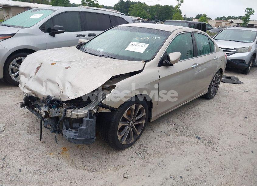 Photo 2 of 2013 Honda Accord SPORT (VIN 1HGCR2F54DA133489)