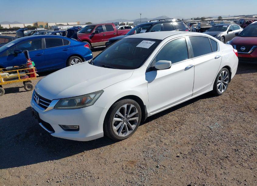 Photo 2 of 2013 Honda Accord SPORT (VIN 1HGCR2F54DA205176)
