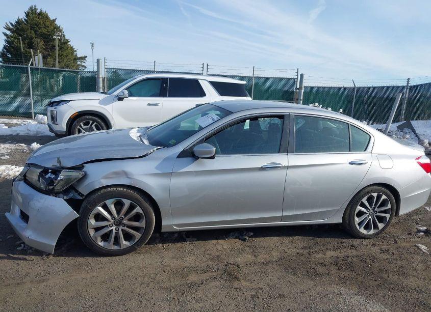 Photo 15 of 2013 Honda Accord SPORT (VIN 1HGCR2F54DA262204)